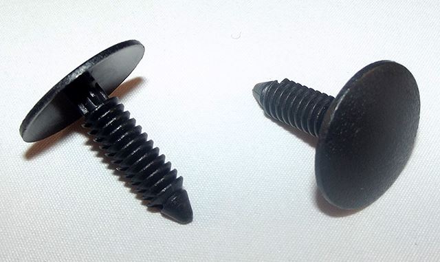 VW SPLASH SHIELD WHEEL ARCH COVER RETAINER CLIPS C69