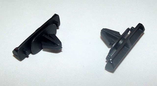 LAND ROVER JEEP FRONT FENDER PUSH TYPE RETAINER CLIPS C345