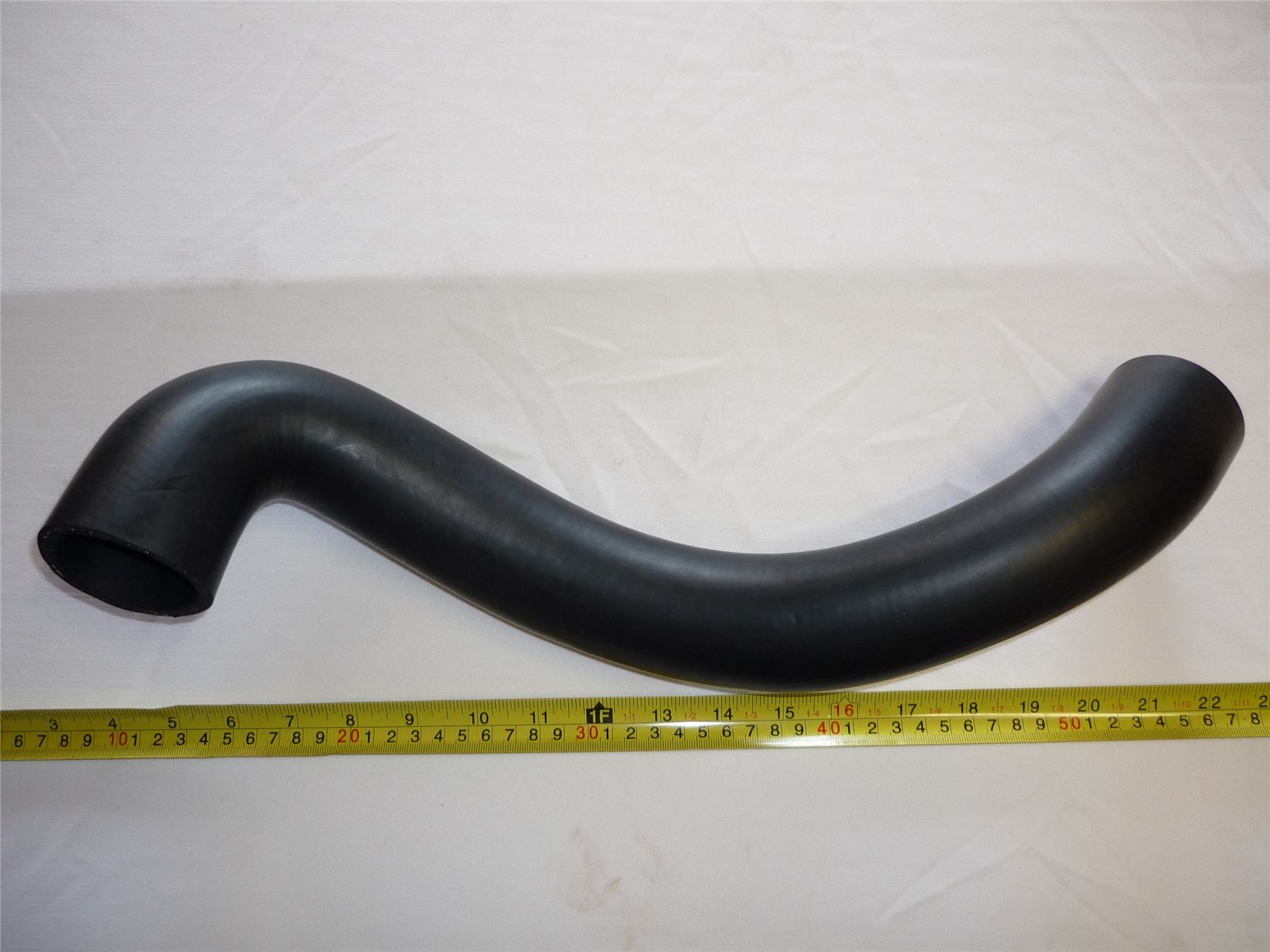 TURBO INTERCOOLER  HOSE PIPE FOR OPEL VAUXHALL VECTRA B 2.0 DTI 2.2 DTI 5860757