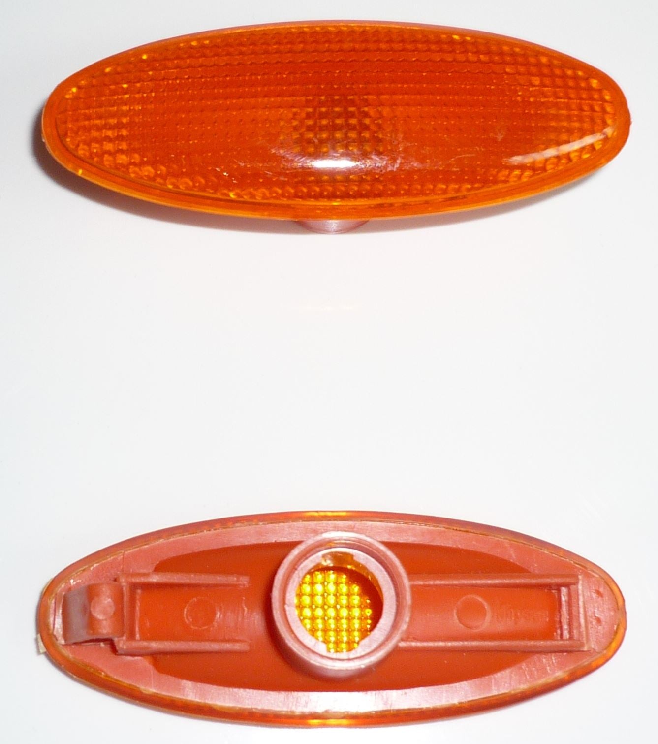 Fender Light Side Indicator Lens For Ford Escort  95AB 13368 Aa