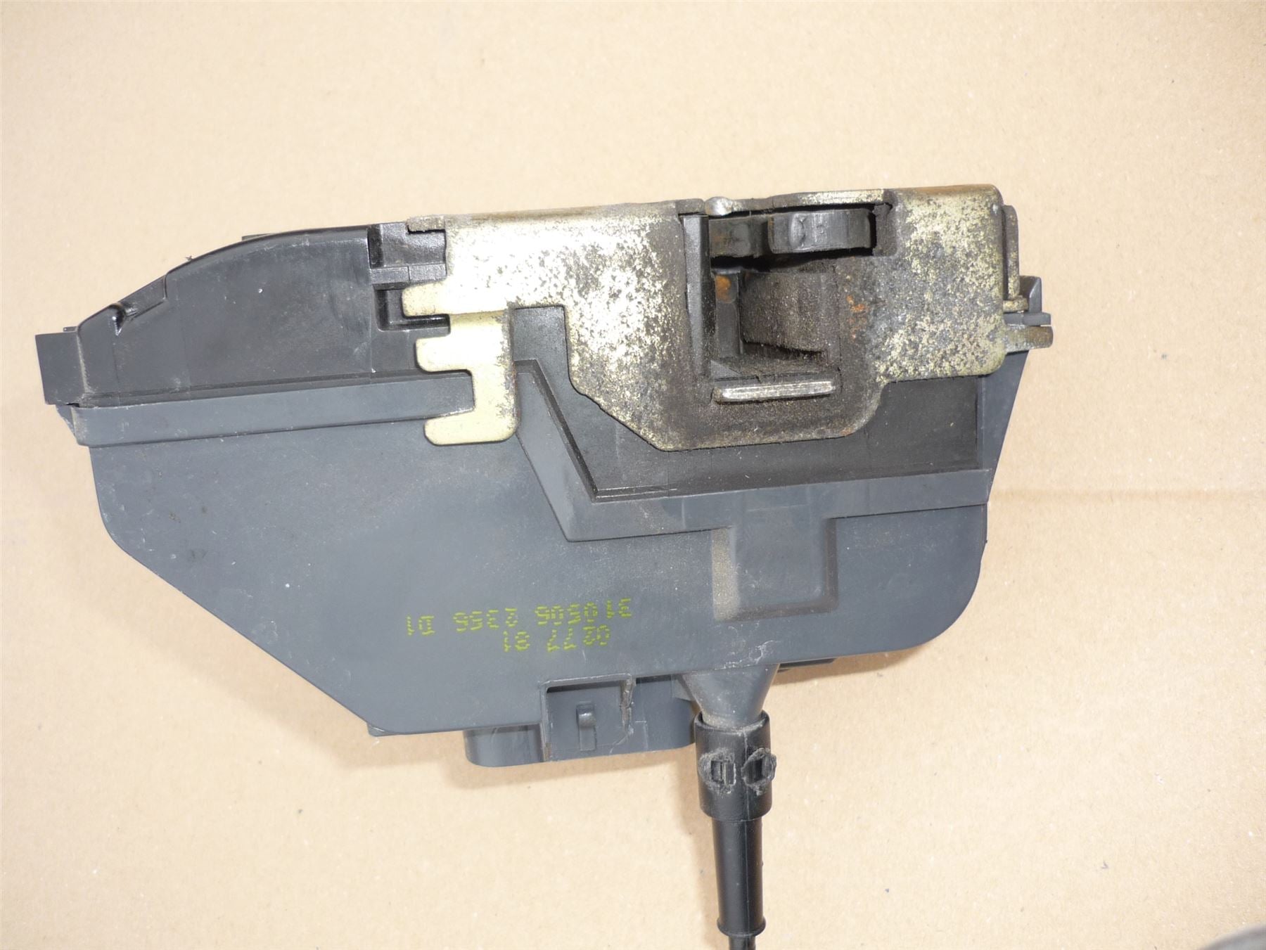 Renault Megane Door lock actuator motor