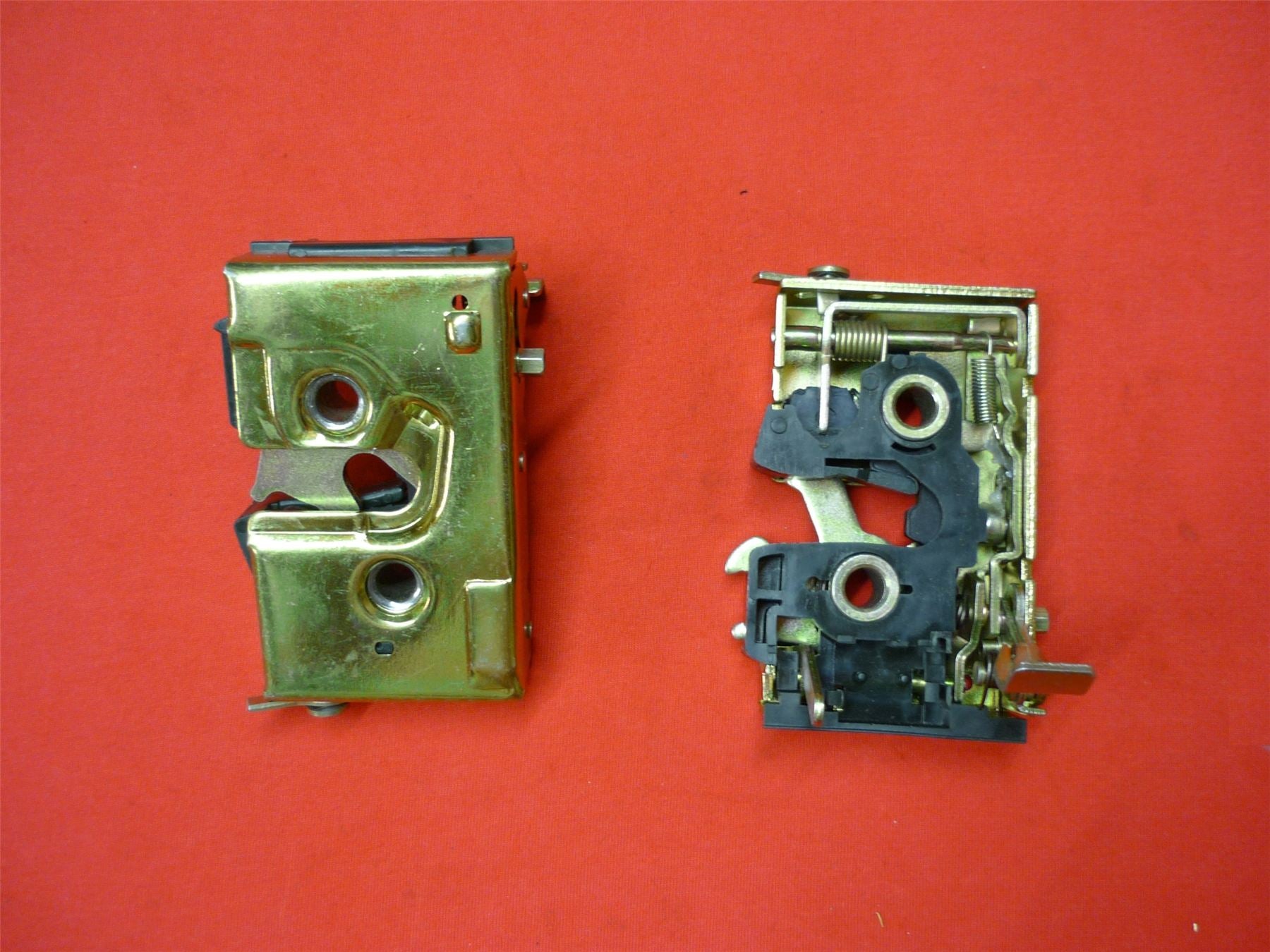 for VW PASSAT JETTA door lock / rear right / 357 839 016