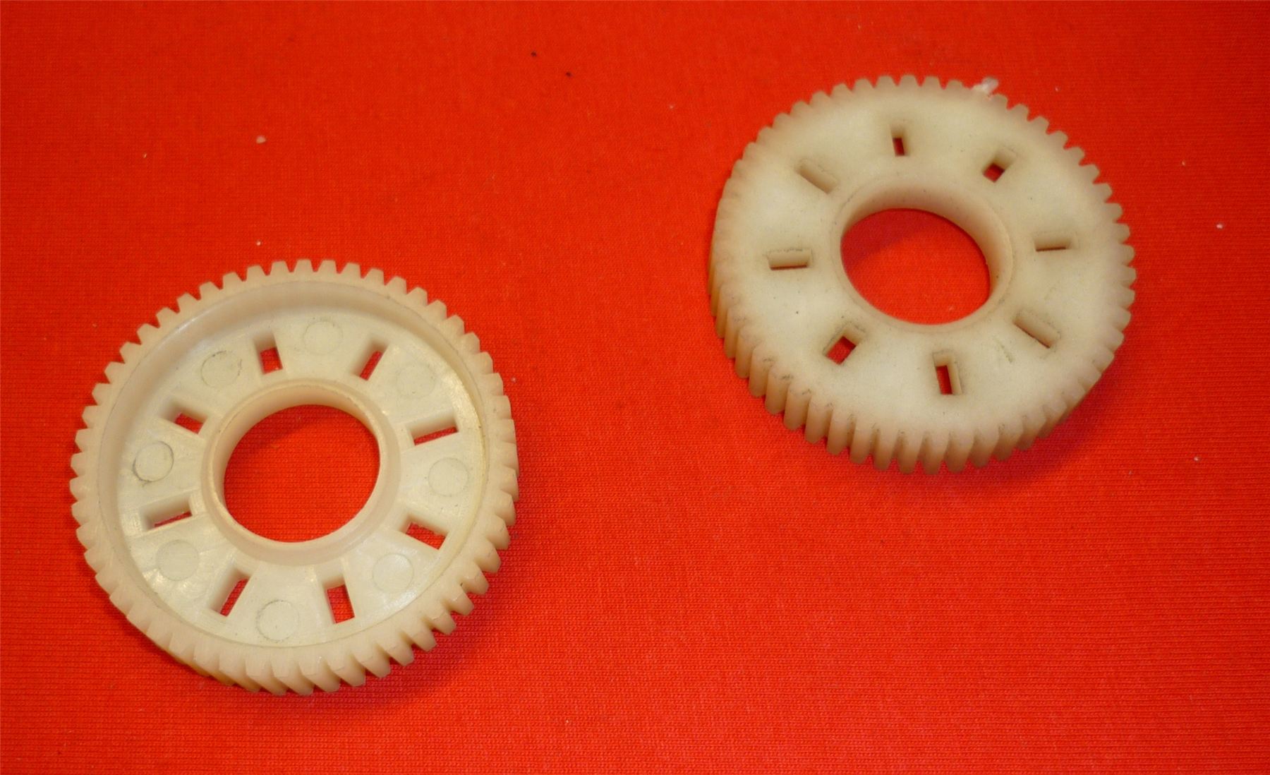 FORD Escort window regulator motor gear - pulley - E171