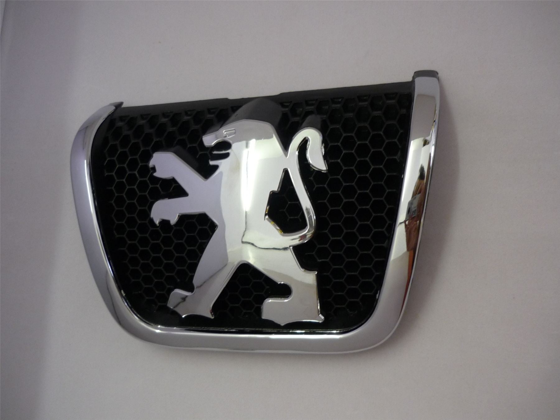 Front Grill Badge Fits PEUGEOT Partner