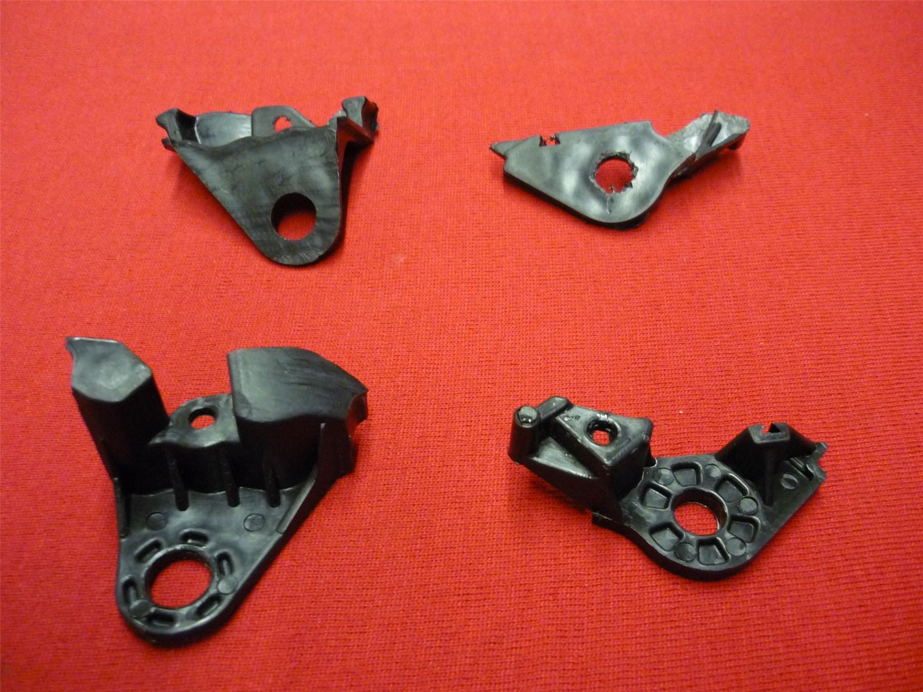 Citroen C4 headlight repair kit bracket mount clips left side X1