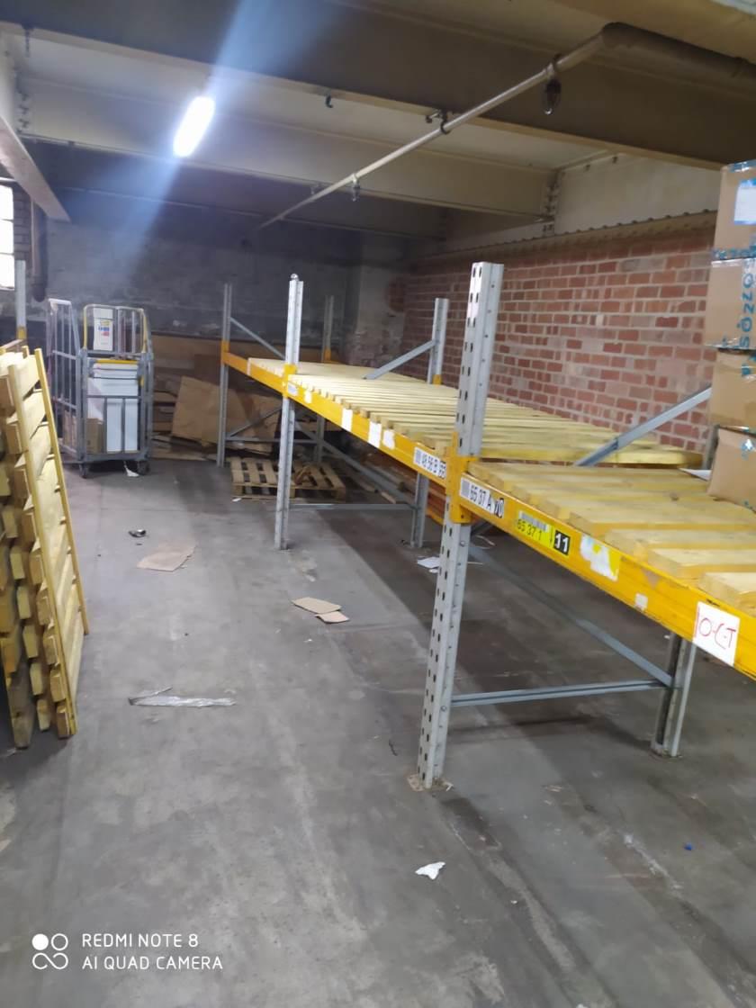 Chipboard  1518 25 30 40 mm melamine covered 120x240 cm