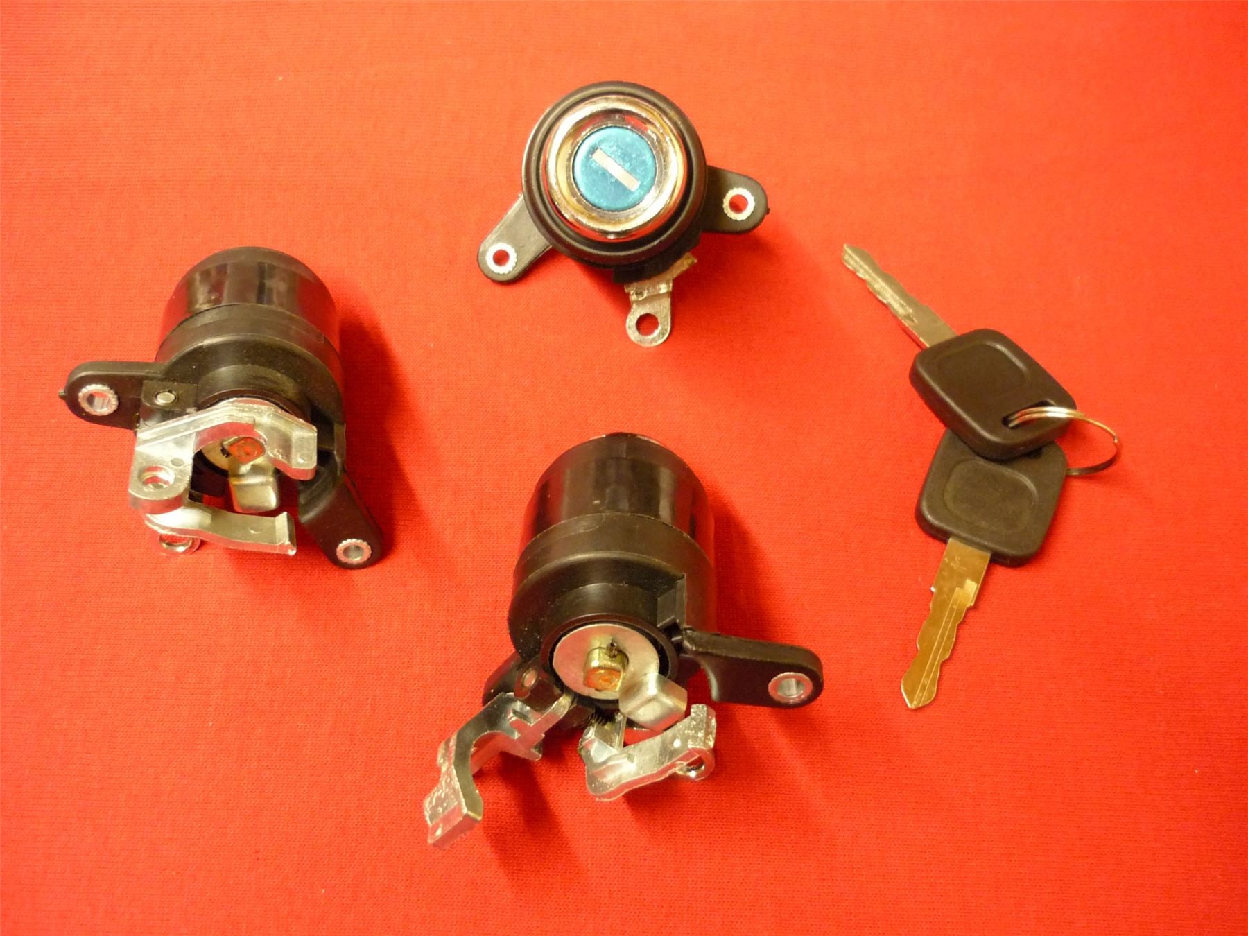 Audi 80 B2 B3 B4 / 100 200 tailgate luggage boot lock with 2 keys